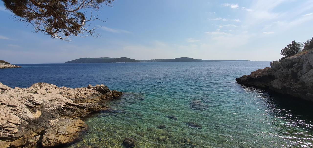 Apartments Anka Vinišće Εξωτερικό φωτογραφία