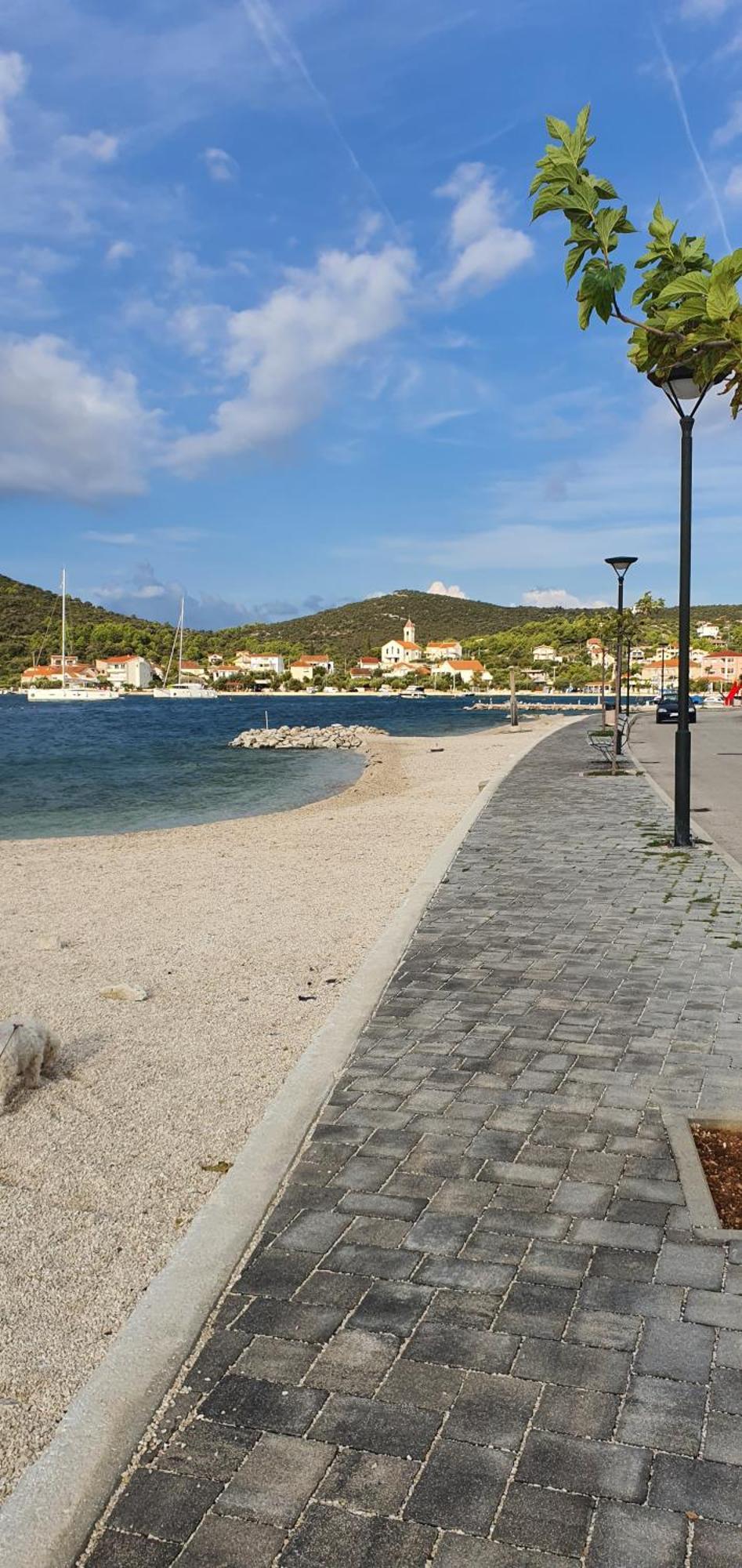 Apartments Anka Vinišće Εξωτερικό φωτογραφία