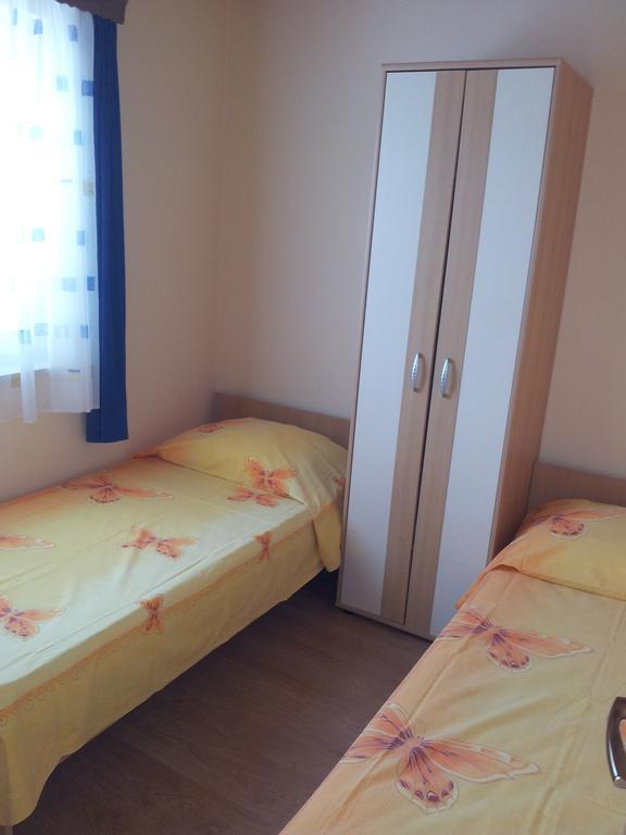 Apartments Anka Vinišće Δωμάτιο φωτογραφία