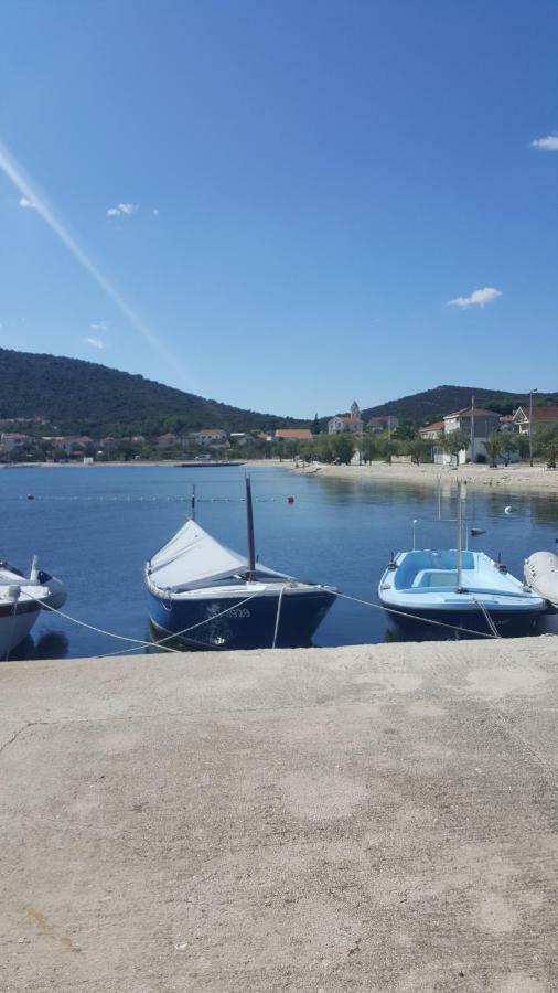 Apartments Anka Vinišće Εξωτερικό φωτογραφία